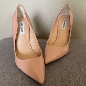 Steve Madden Daisie Pump, size 9